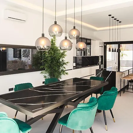 Toro By Buenavilla Puerto Calero